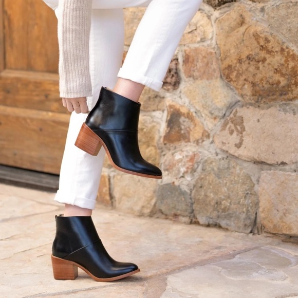 Nisolo Dari Commuter Black Leather Boot Size 7.5 - Picture 2 of 10